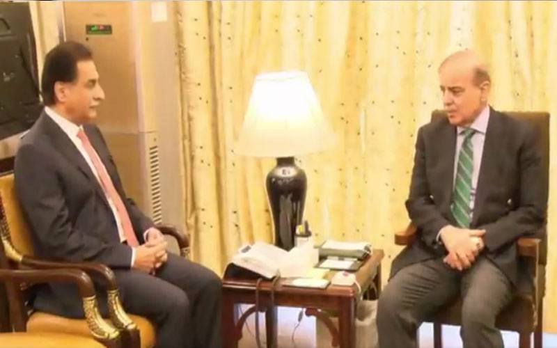 وزیراعظم کی سپیکر قومی اسمبلی سے ملاقات،ملک کی سیاسی اور معاشی صورتحال پر تبادلہ خیال