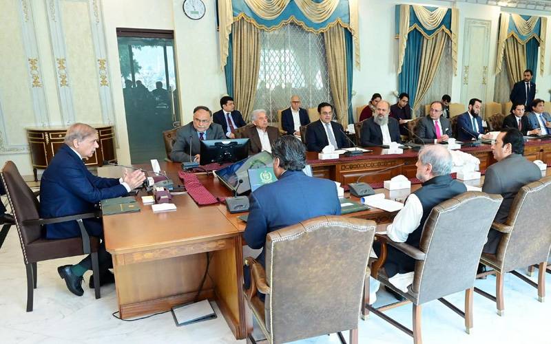 وزیراعظم سے تاجر وفد کی ملاقات، بہترین سہولیات کی فراہمی پر خراج تحسین