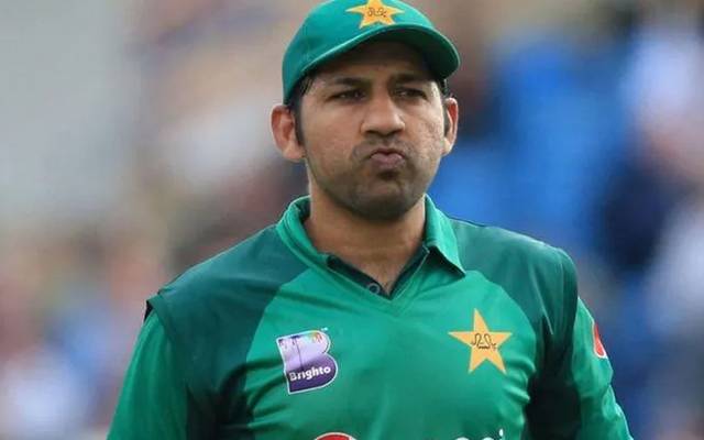 سب کا ریکارڈ ایک جیسا ہے، بس بولنے سے پہلے سوچنا چاہیے، سرفراز احمد کا تجزیہ نگار کرکٹرز کو مشورہ