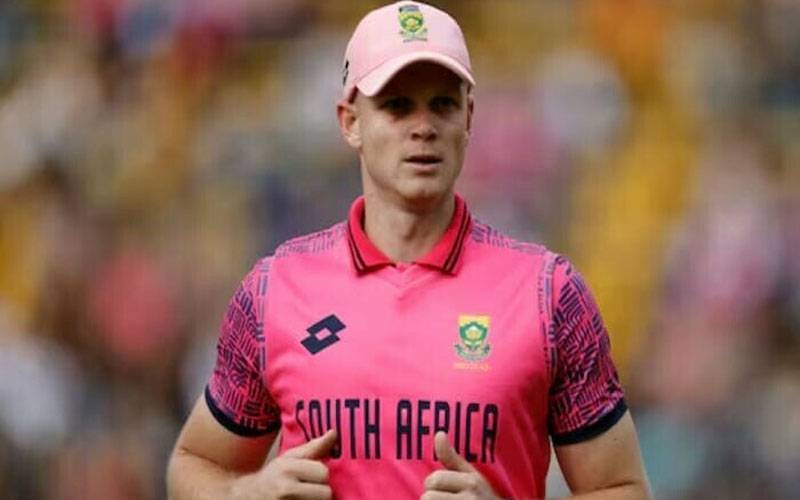 پاکستان کرکٹ بورڈ نے جنوبی افریقی کرکٹر کوربن بوش کو لیگل نوٹس کیوں بھیجا؟
