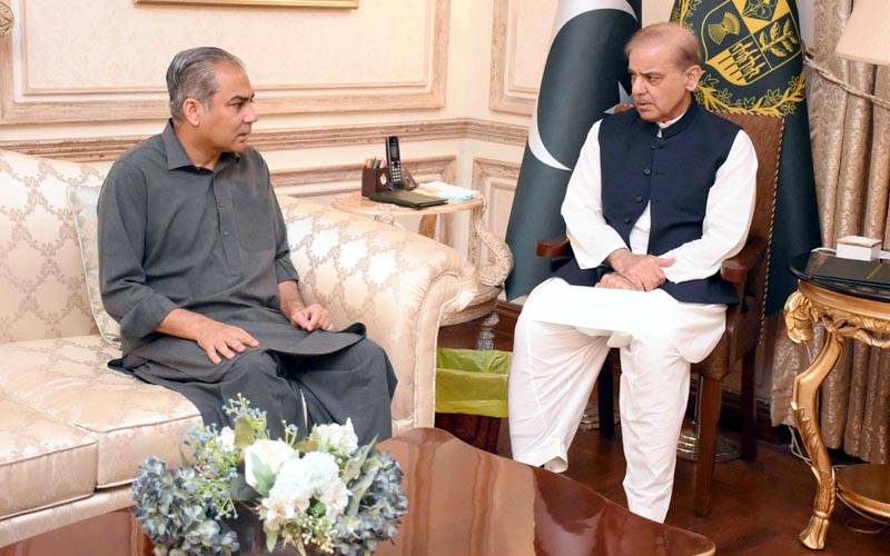 وزیراعظم سے وزیرداخلہ کی ملاقات،افغان باشندوں کی وطن واپسی سے متعلق آگاہ کیا