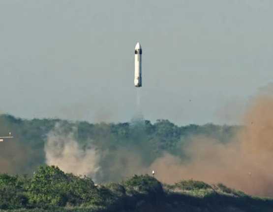 ہونڈا کمپنی نے اپنا پہلا دوبارہ قابل استعمال راکٹ لانچ کردیا