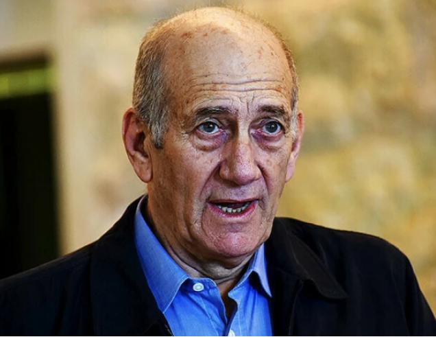 “مغربی کنارے میں یہودی آباد کار روزانہ جنگی جرائم کر رہے ہیں”، سابق اسرائیلی وزیراعظم کا اعتراف