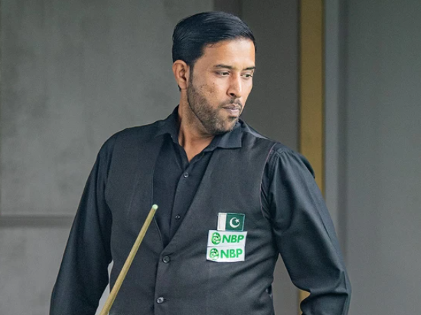 بھارت کو اسنوکر میں بھی پاکستان کے ہاتھوں شکست، محمد آصف نے ماسٹر اسنوکر چیمپیئن شپ جیت لی