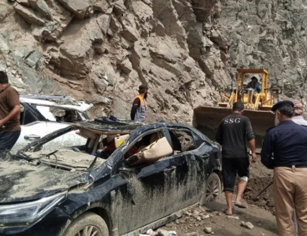 25 جولائی تک ملک بھر میں شدید بارشوں، لینڈ سلائیڈنگ اور گلوف ایونٹس کا خدشہ، این ڈی ایم اے