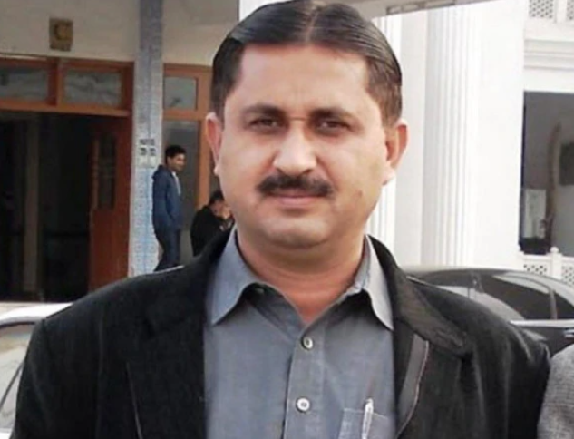 ’سچ بتائیں، کہانی بہت مزے کی ہے،‘جمشید دستی نااہلی کیس: این اے 175 میں ضمنی الیکشن شیڈول معطل