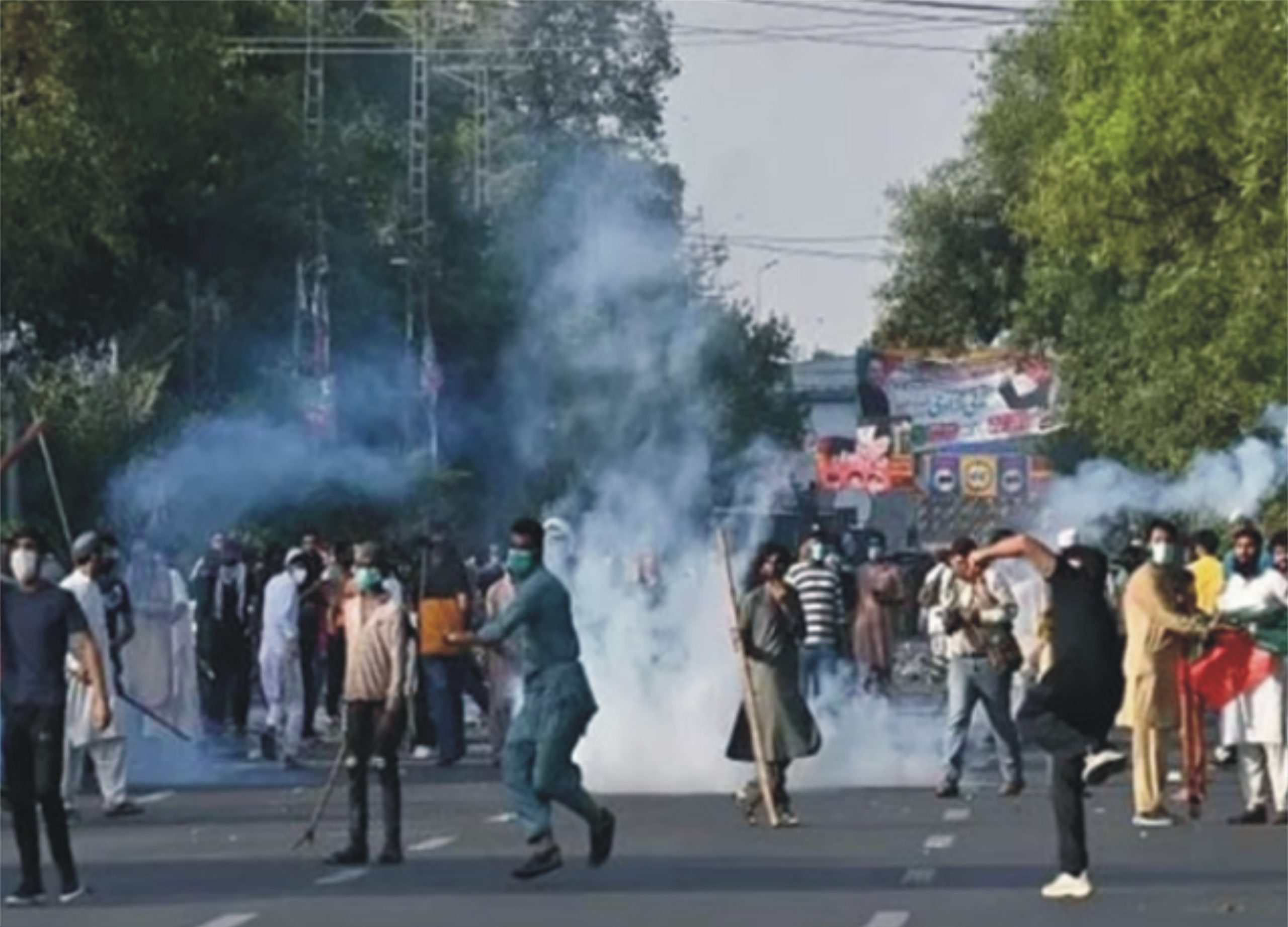 لاہور:9 مئی مقدمات میں بڑی پیشرفت، پی ٹی آئی رہنماؤں کی جائیدادیں ضبط کرنے کا حکم
