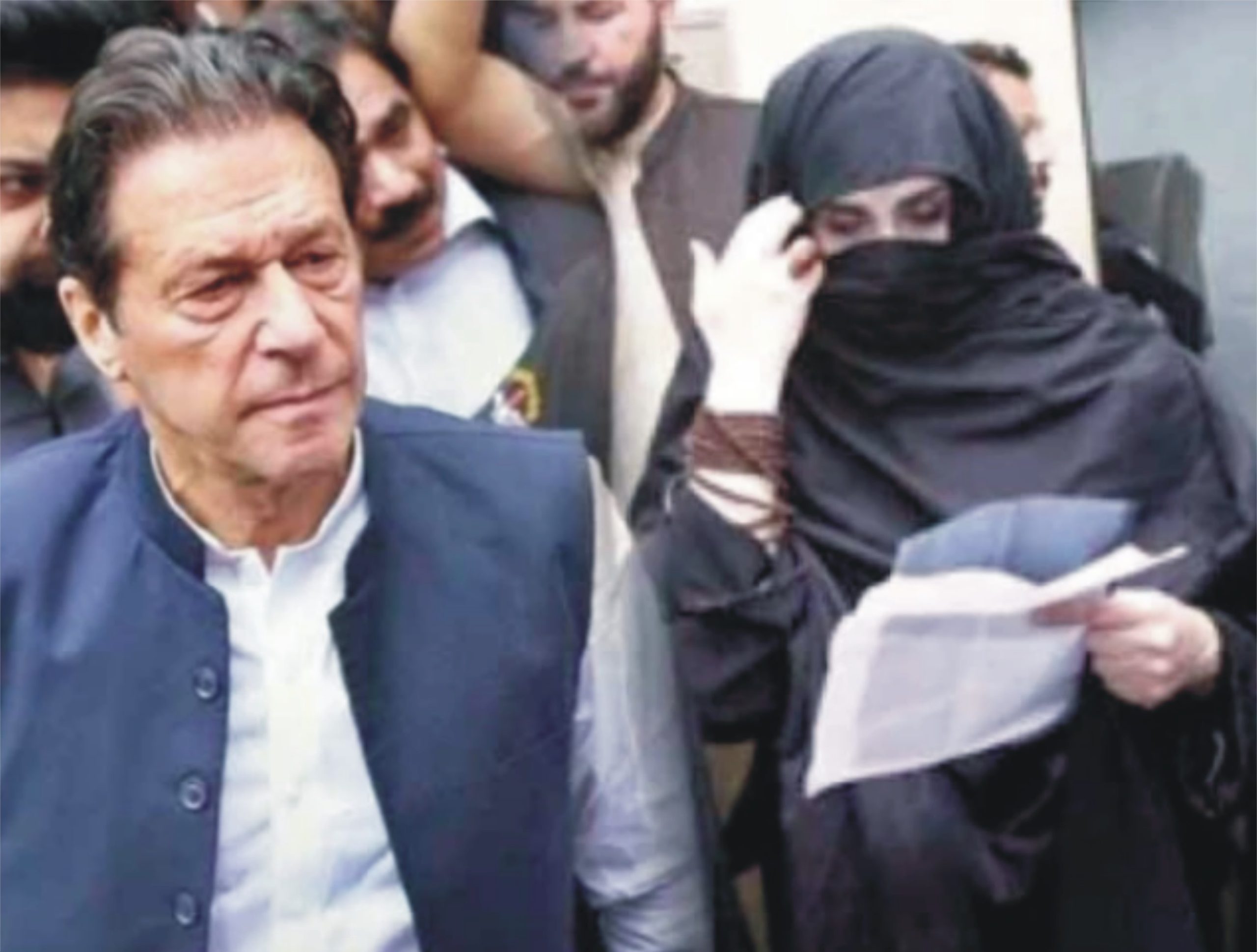 عمران خان اور بشریٰ بی بی کے خلاف توشہ خانہ ٹو کیس کی سماعت ملتوی