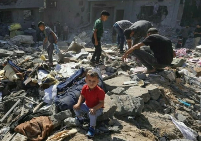 غزہ میں خونریزی کا نیا سلسلہ: ایک دن میں 111 شہید، بھوک سے مزید اموات