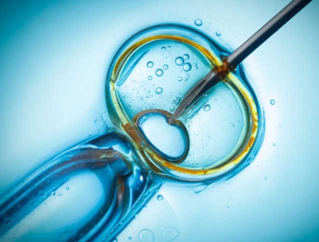 امریکا میں آئی وی ایف کے ذریعے دنیا کے معمر ترین بچے کی پیدائش