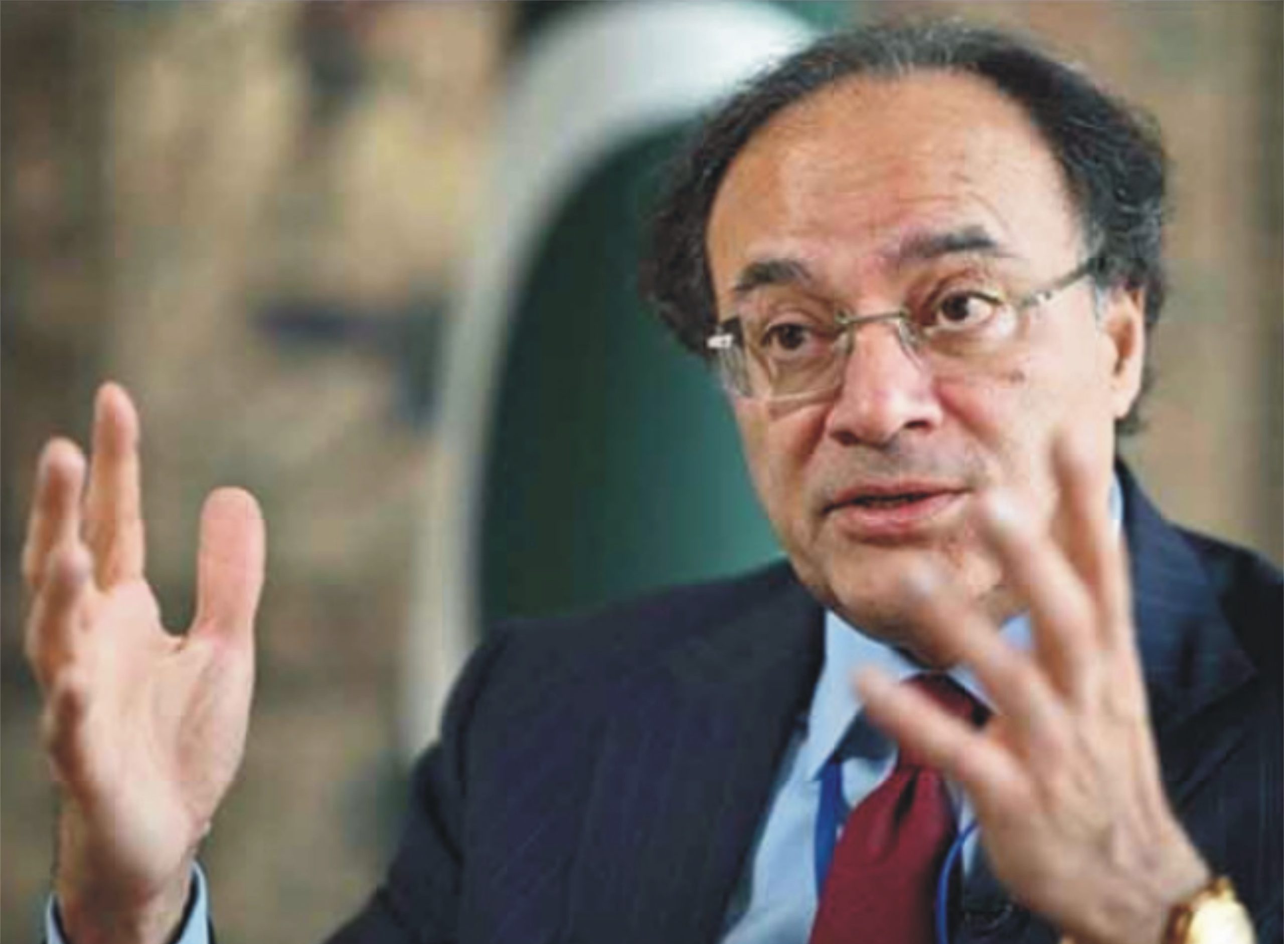 گردشی قرض کا حل توانائی شعبے کے دیرینہ مسائل کے حل میں بڑی پیش رفت ہے، وزیر خزانہ