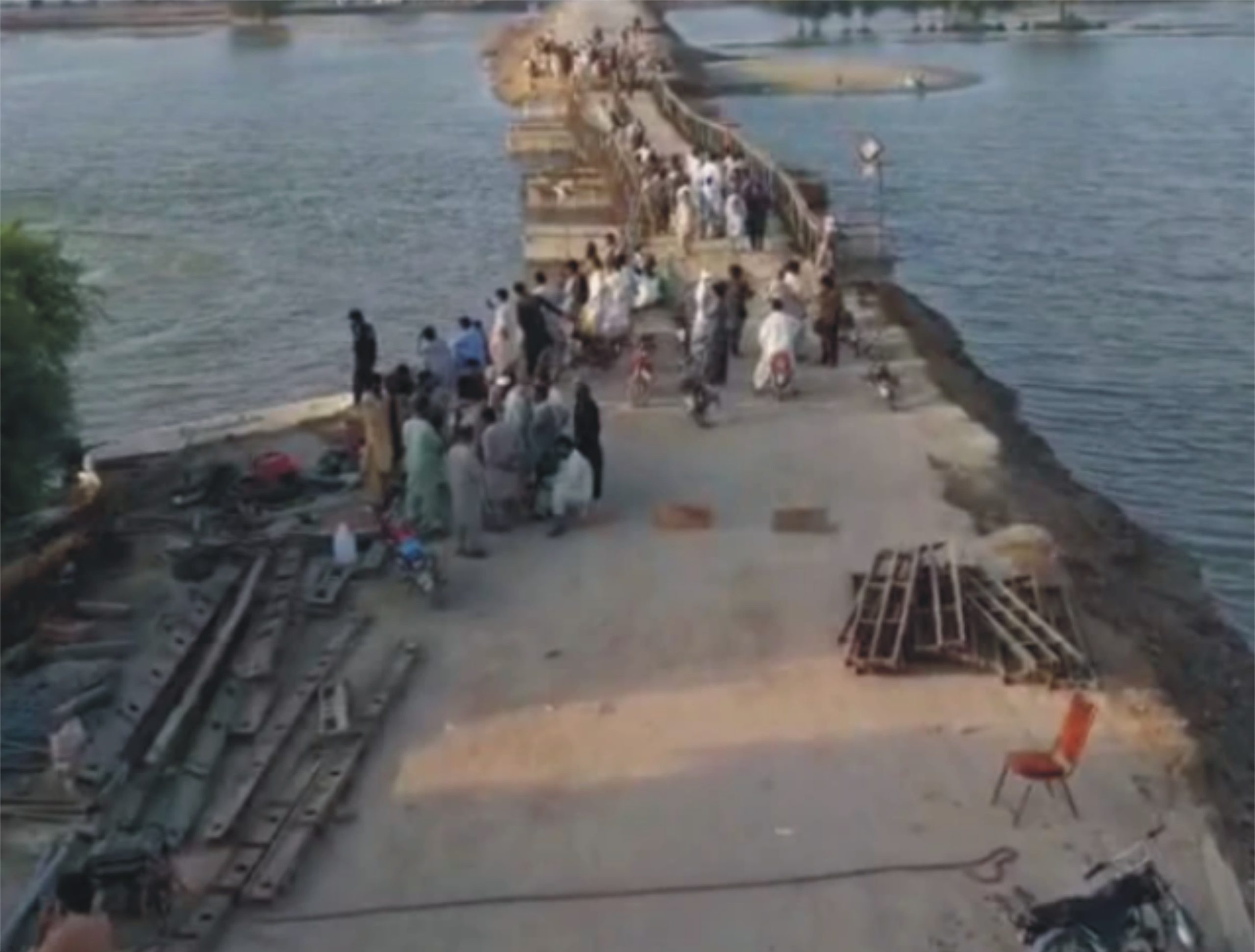 پنجاب کے سیلاب متاثرہ علاقوں میں حفاظتی بندوں کی تعمیر و مرمت ریکارڈ مدت میں مکمل