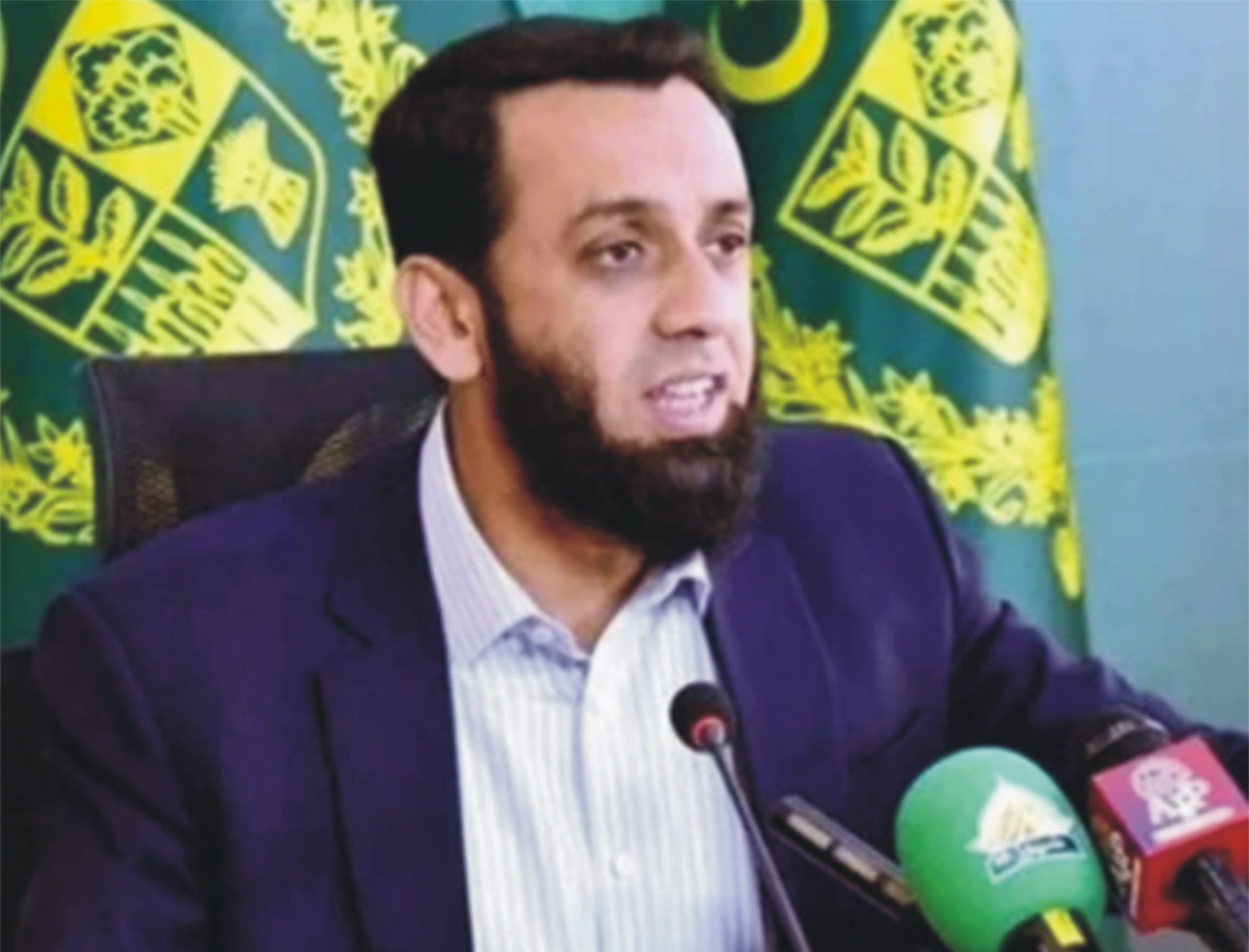 استنبول مذاکرات ناکام، افغان طالبان حکومت اپنی ذمہ داریوں سے کترا رہی ہے ، عطاء تارڑ