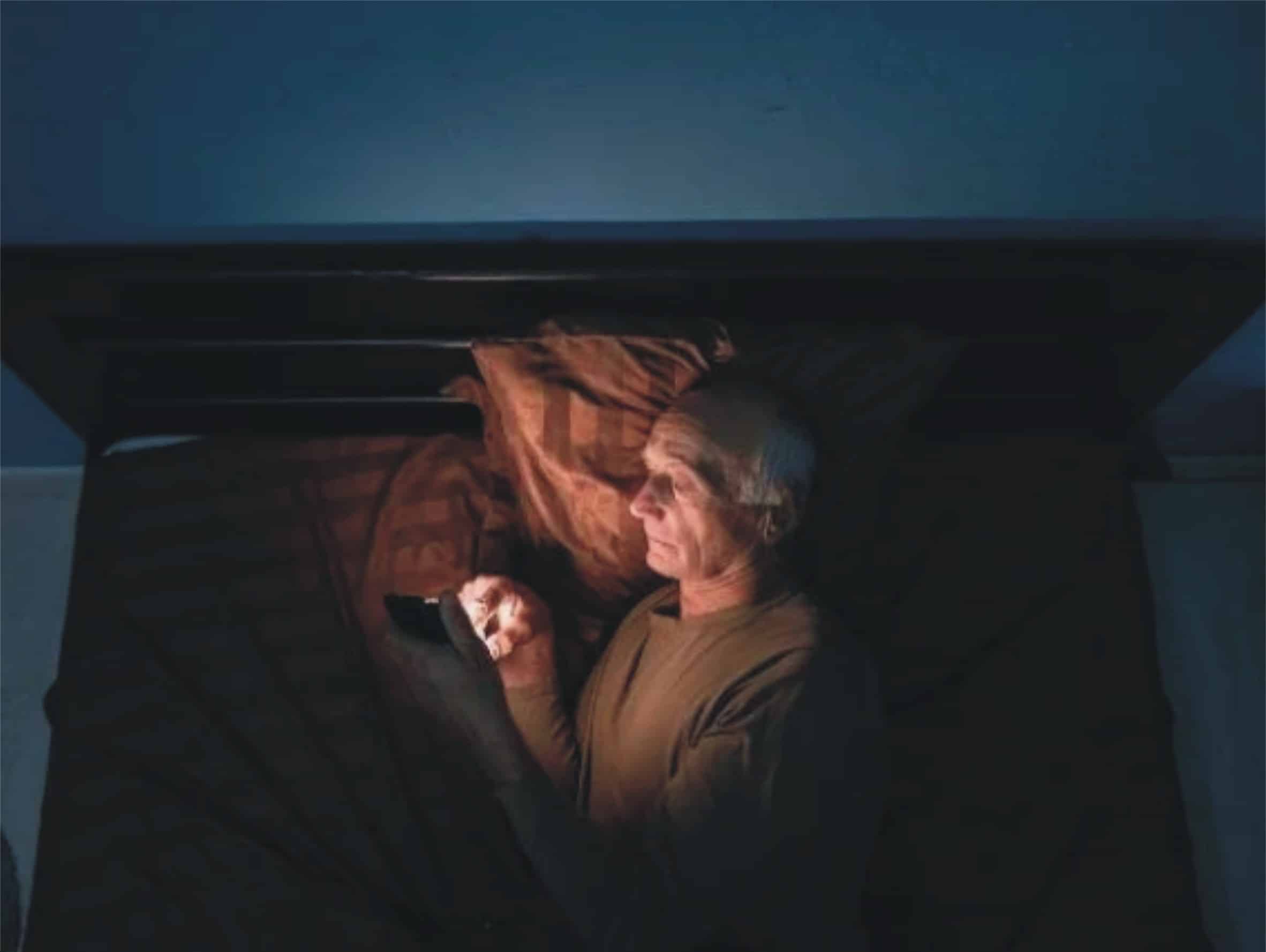 خراب نیند دماغ کو جلدی بوڑھا کردیتی ہے، تحقیق