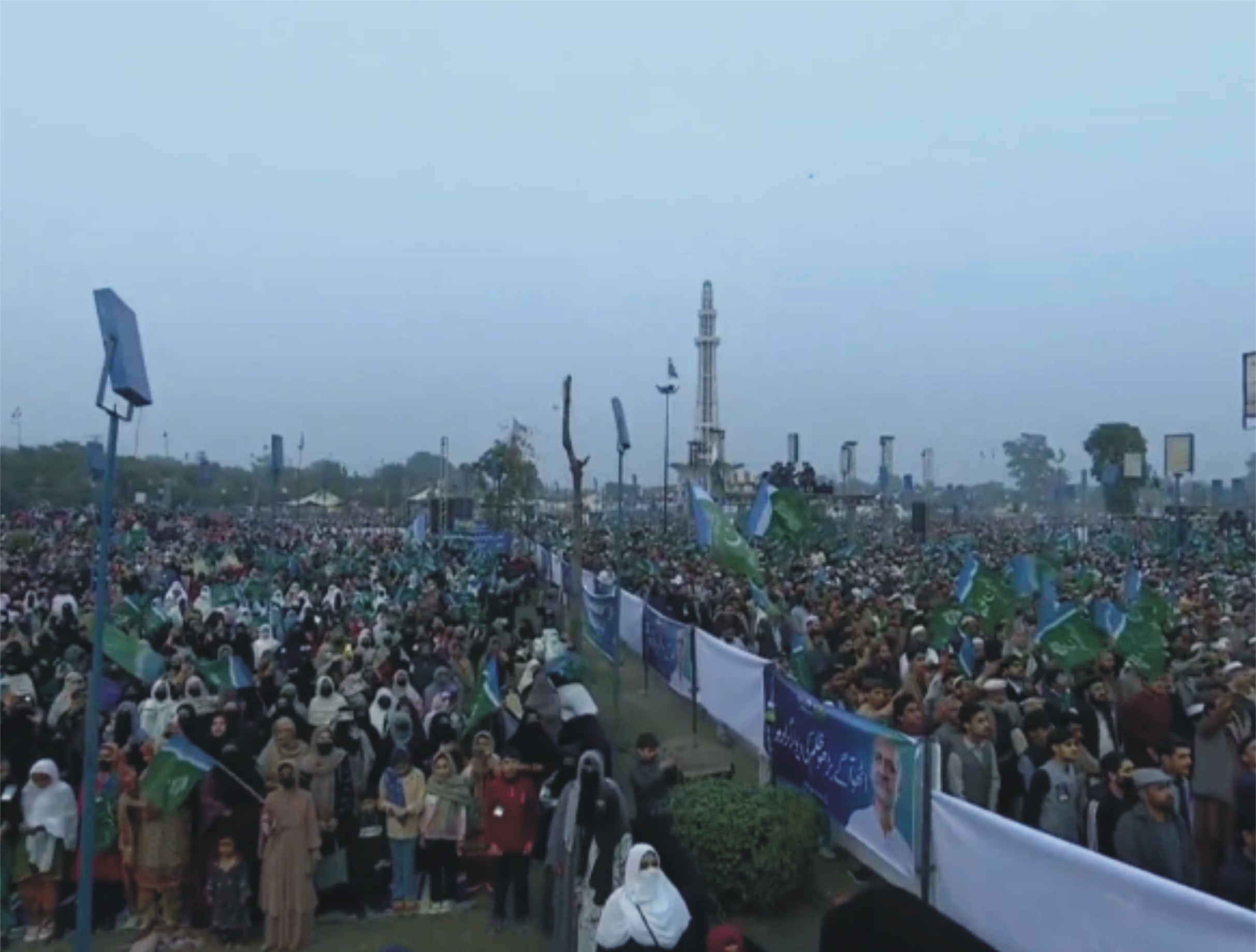 کوئی انسان قانون سے بڑا نہیں، کسی ادارے کے سربراہ کےلیے بھی استثنی نہیں، امیر جماعت اسلامی پاکستان