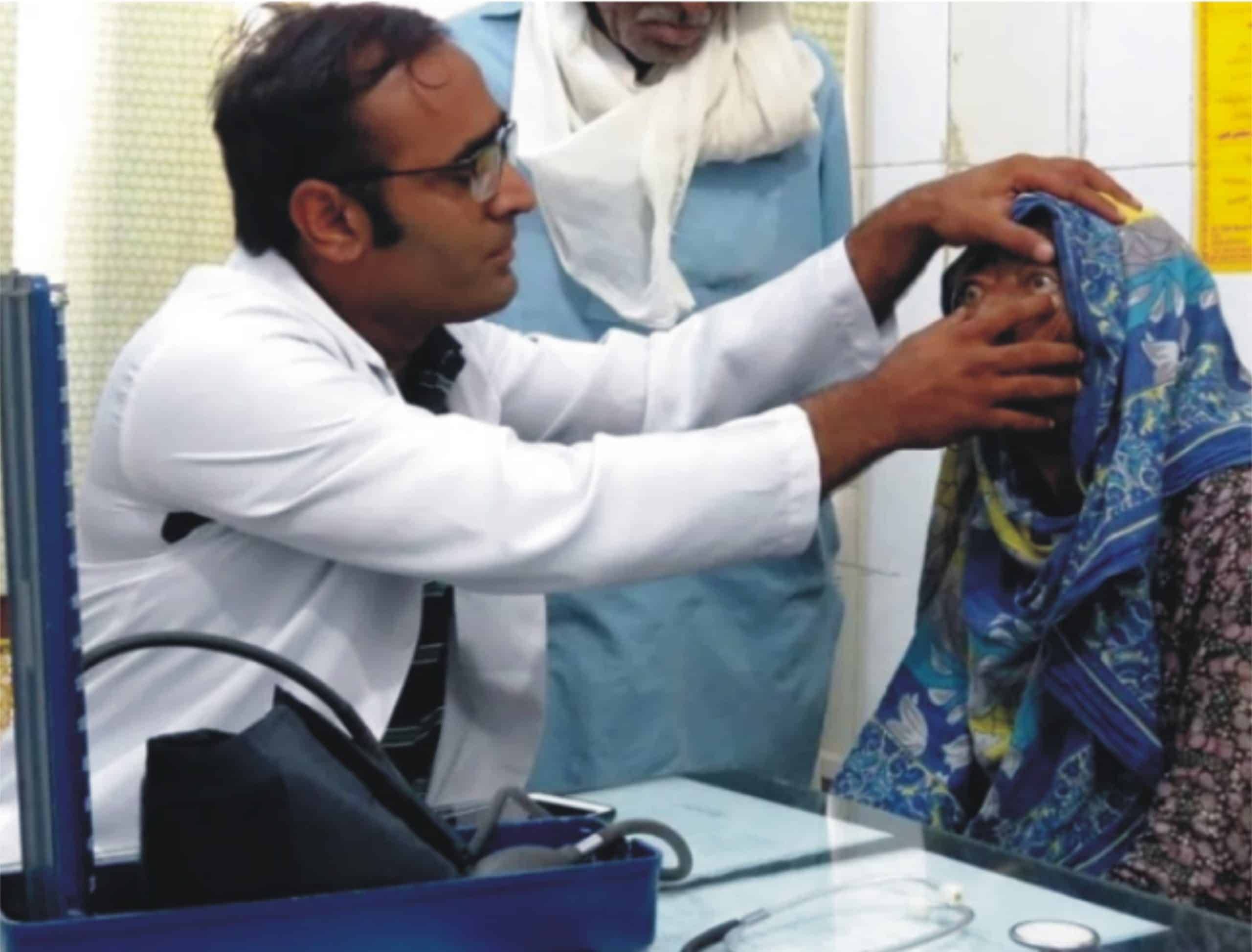 پنجاب حکومت کا عارضی بنیادوں پر طبی ماہرین بھرتی کرنے کا فیصلہ