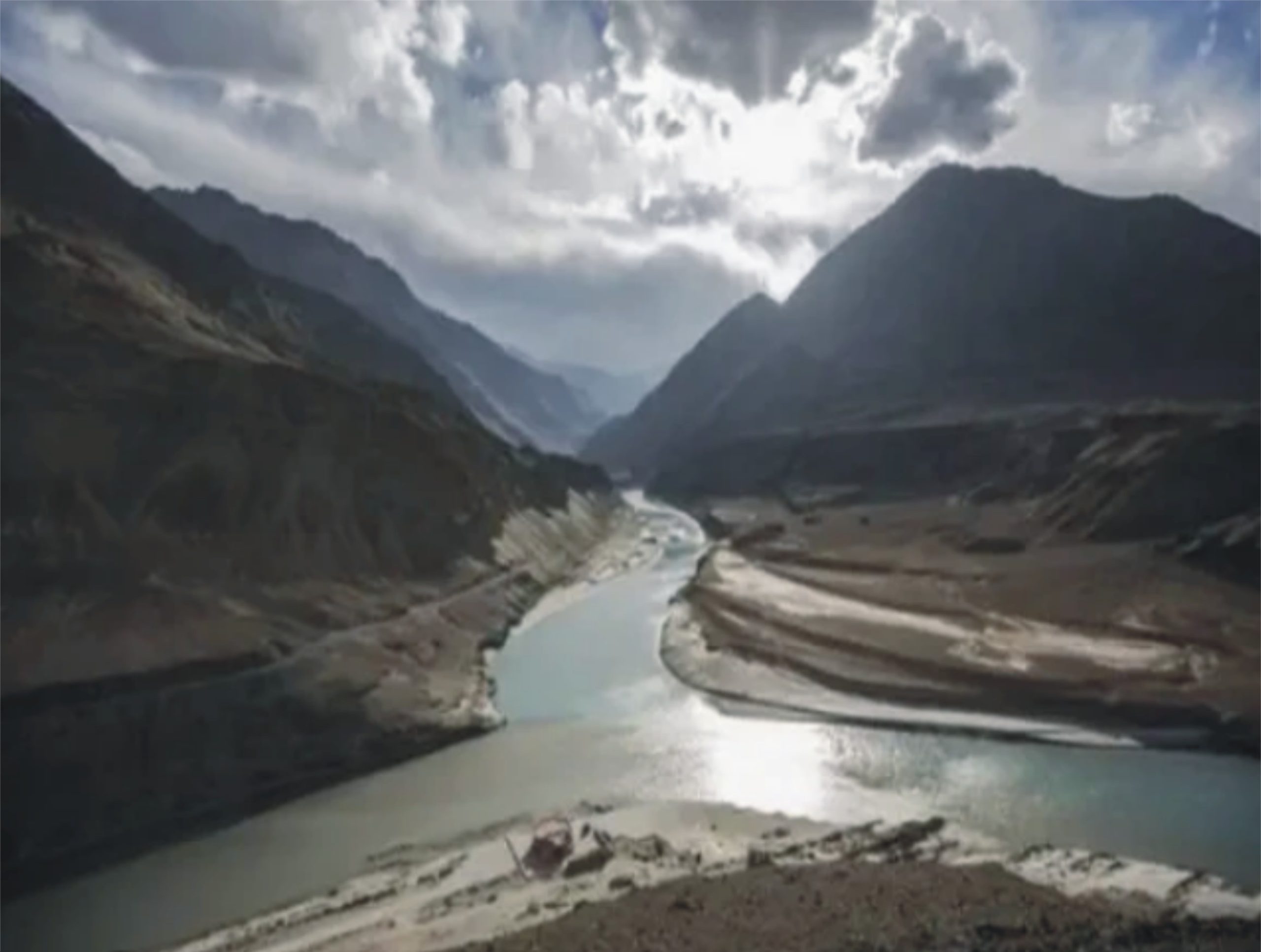 اقوام متحدہ کے خصوصی ماہرین نے سندھ طاس معاہدے پر پاکستان کے موقف کی بھرپور تصدیق کر دی