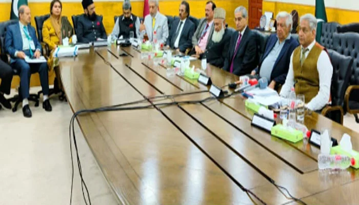 کالج آف فزیشن سرجنز کے آئی ٹی ایف پروگرام سے متعلق رپورٹس بے بنیاد ہیں، پروفیسر مسرور