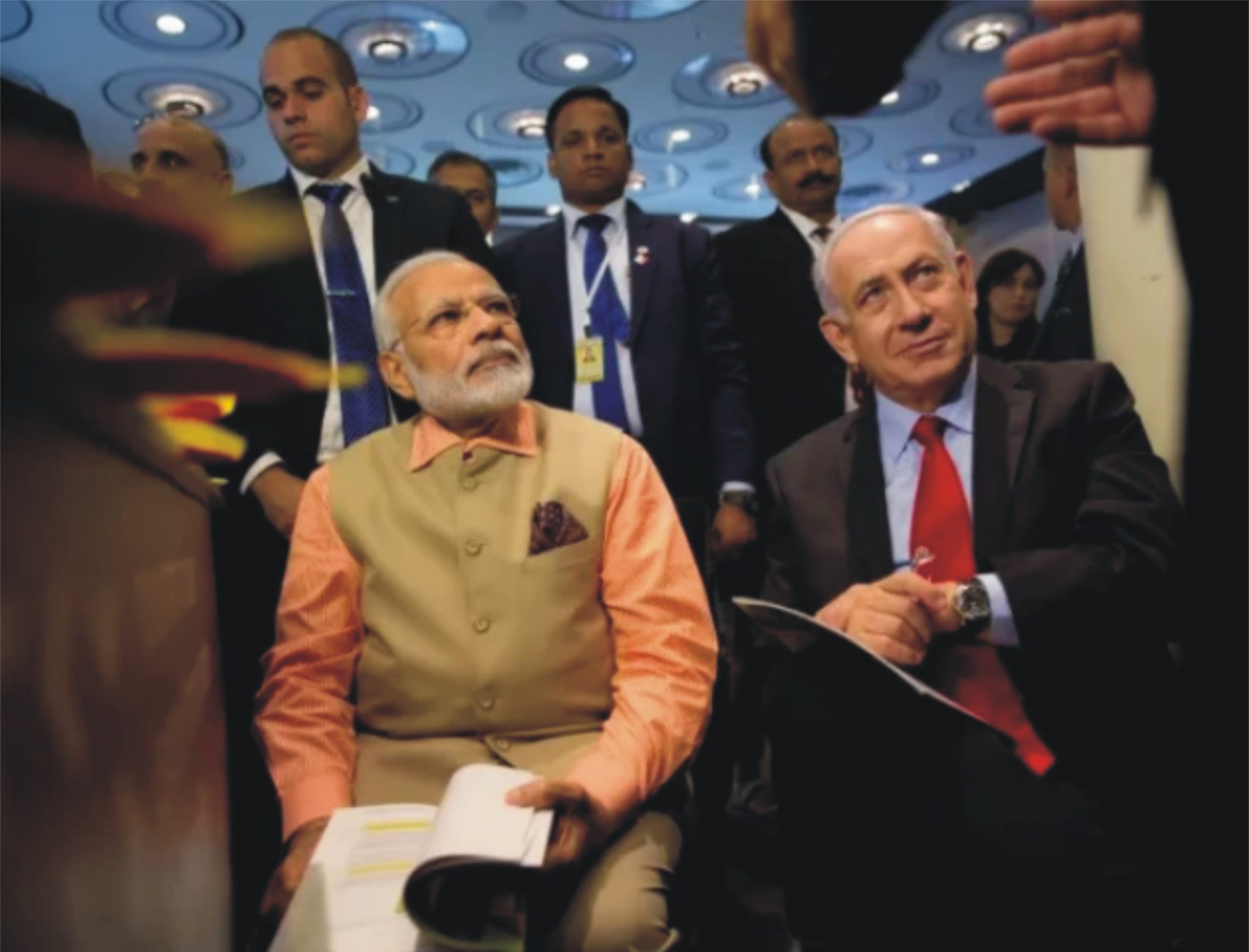 ایپسٹین فائلز میں نام آنے پر بھارتی اپوزیشن نے نریندر مودی کو آڑے ہاتھوں لے لیا