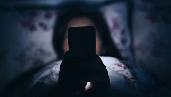 نئی تحقیق میں ہر نئی نسل کے ذہنی صحت خراب ہونے کی وجوہات سامنے آگئیں