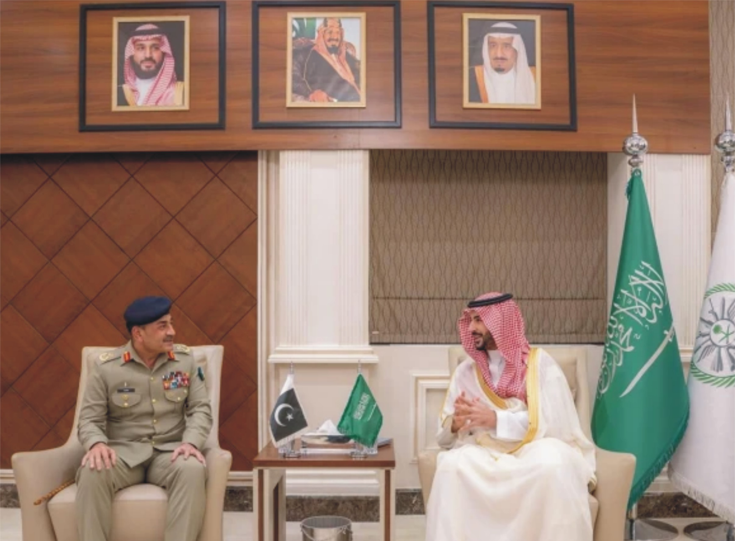 فیلڈ مارشل عاصم منیر اور سعودی وزیر دفاع کی ملاقات، خطے کی سیکیورٹی سے متعلق تبادلہ خیال