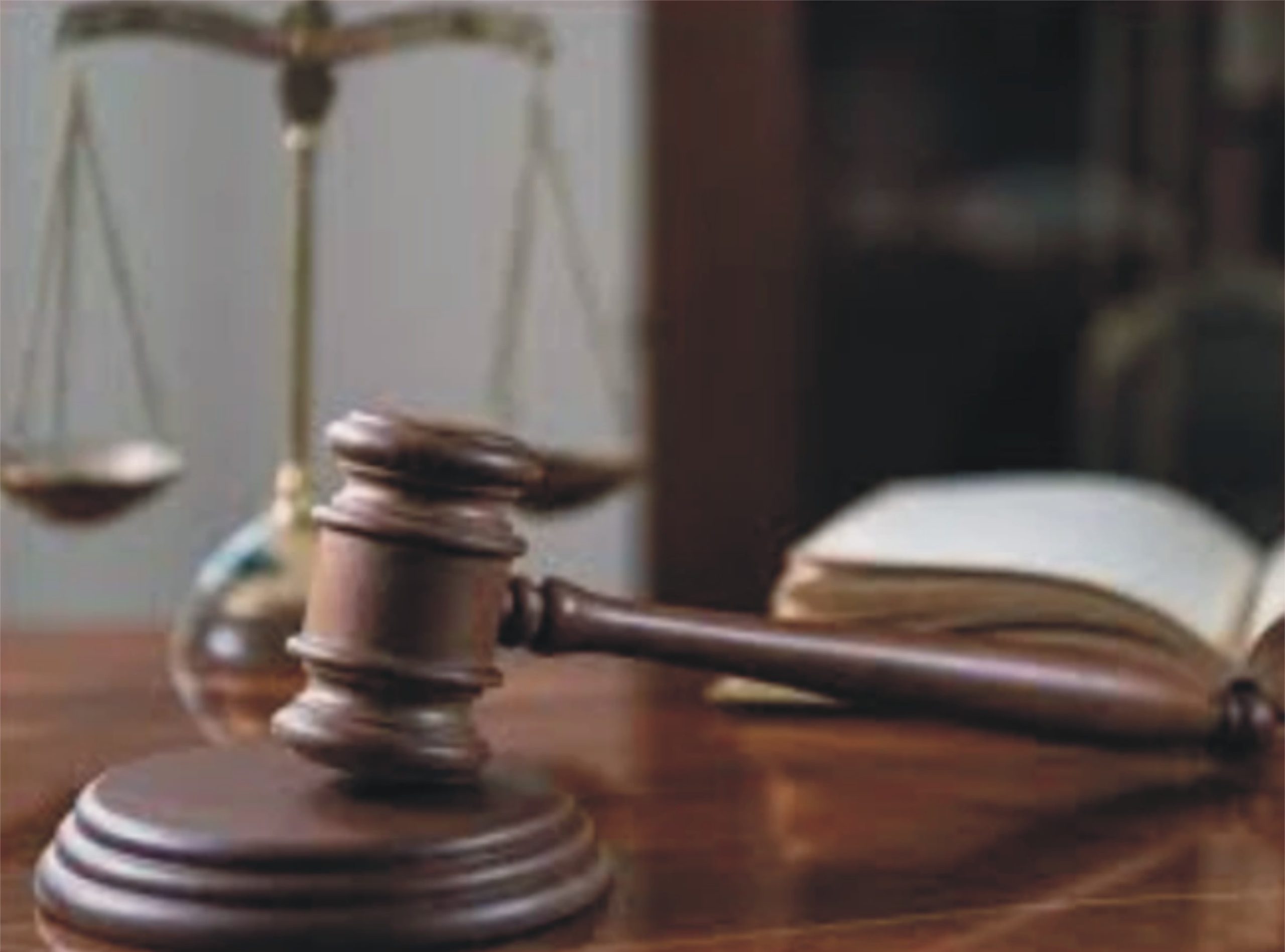 عدالت خاتون کو شوہر کے پاس جانے کیلیے مجبور کیسے کر سکتی ہے؟  حقِ زوجیت کیس میں سوالات