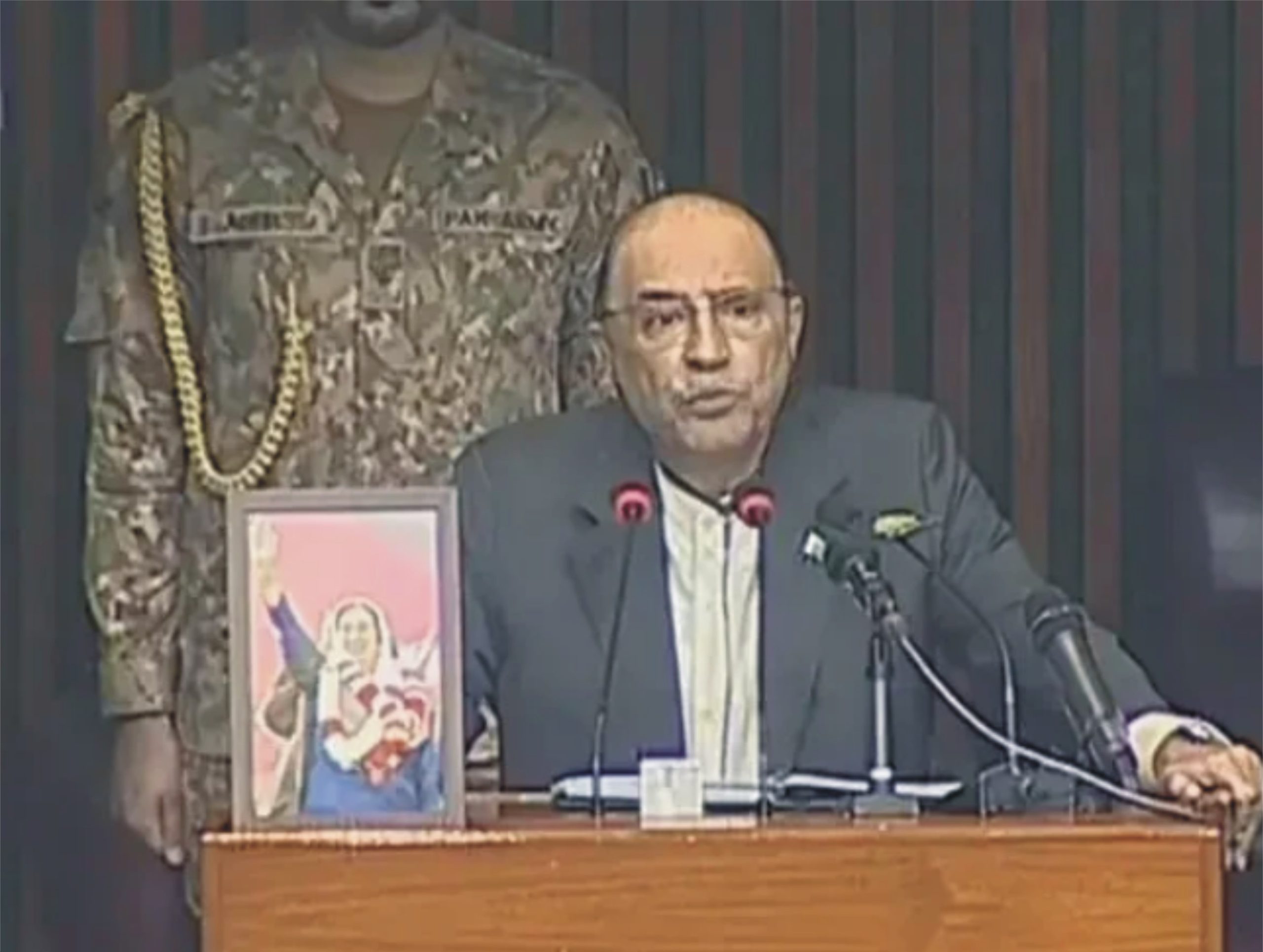 پارلیمنٹ کے مشترکہ اجلاس سے صدر مملکت کا خطاب جاری