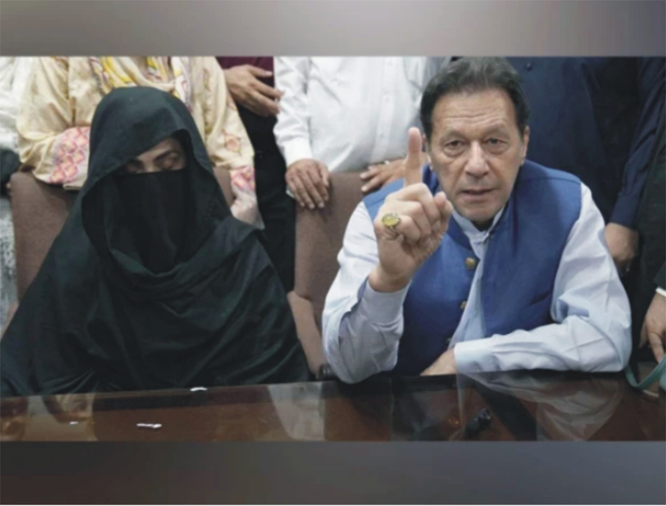 عمران خان اور بشریٰ بی بی کی ضمانت قبل از گرفتاری کی درخواستوں کے فیصلے جاری