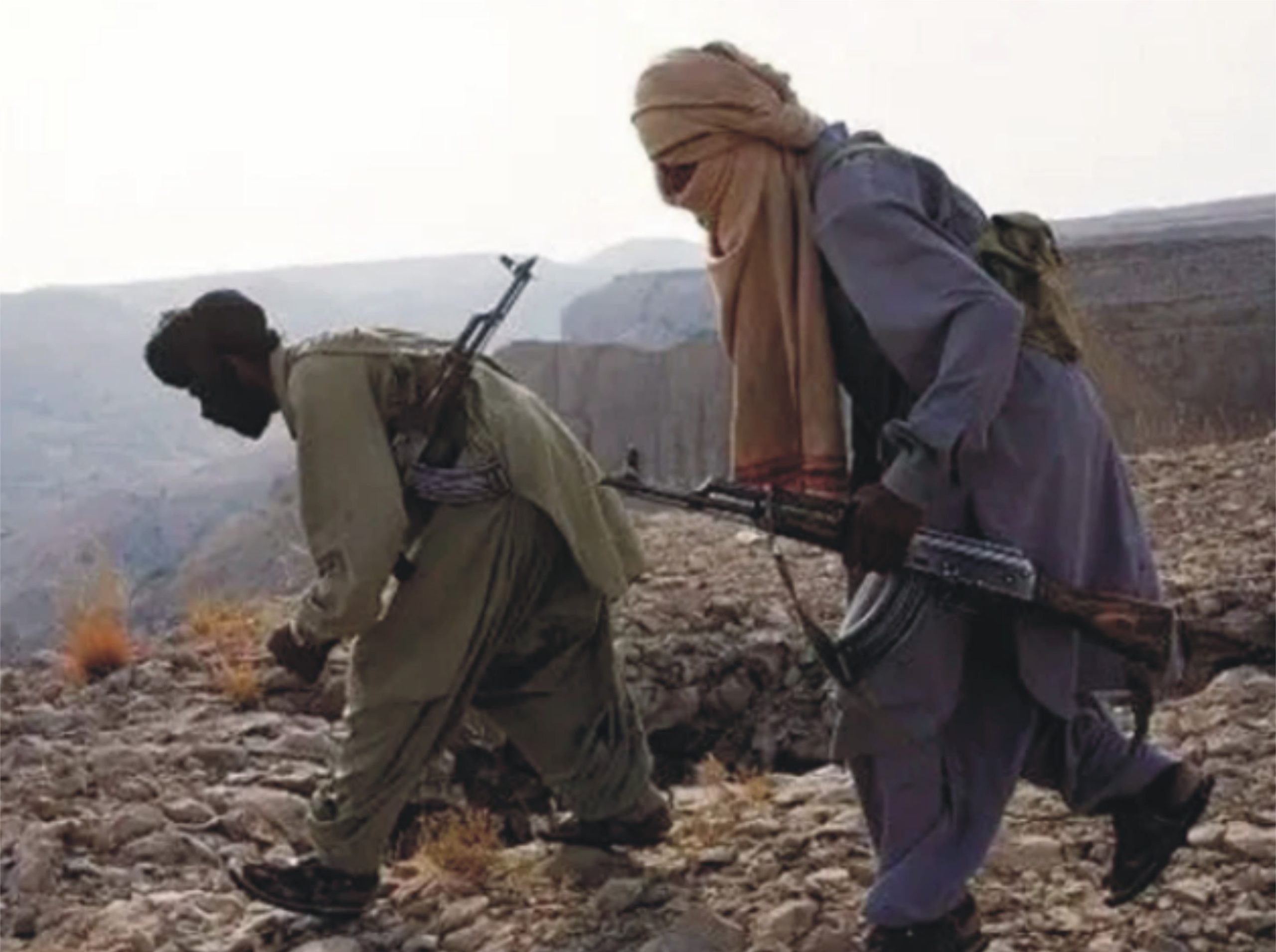 افغان طالبان کے بلوچستان اور کے پی میں متعدد حملے، پاک فوج کی جوابی کارروائی میں 67 کارندے ہلاک