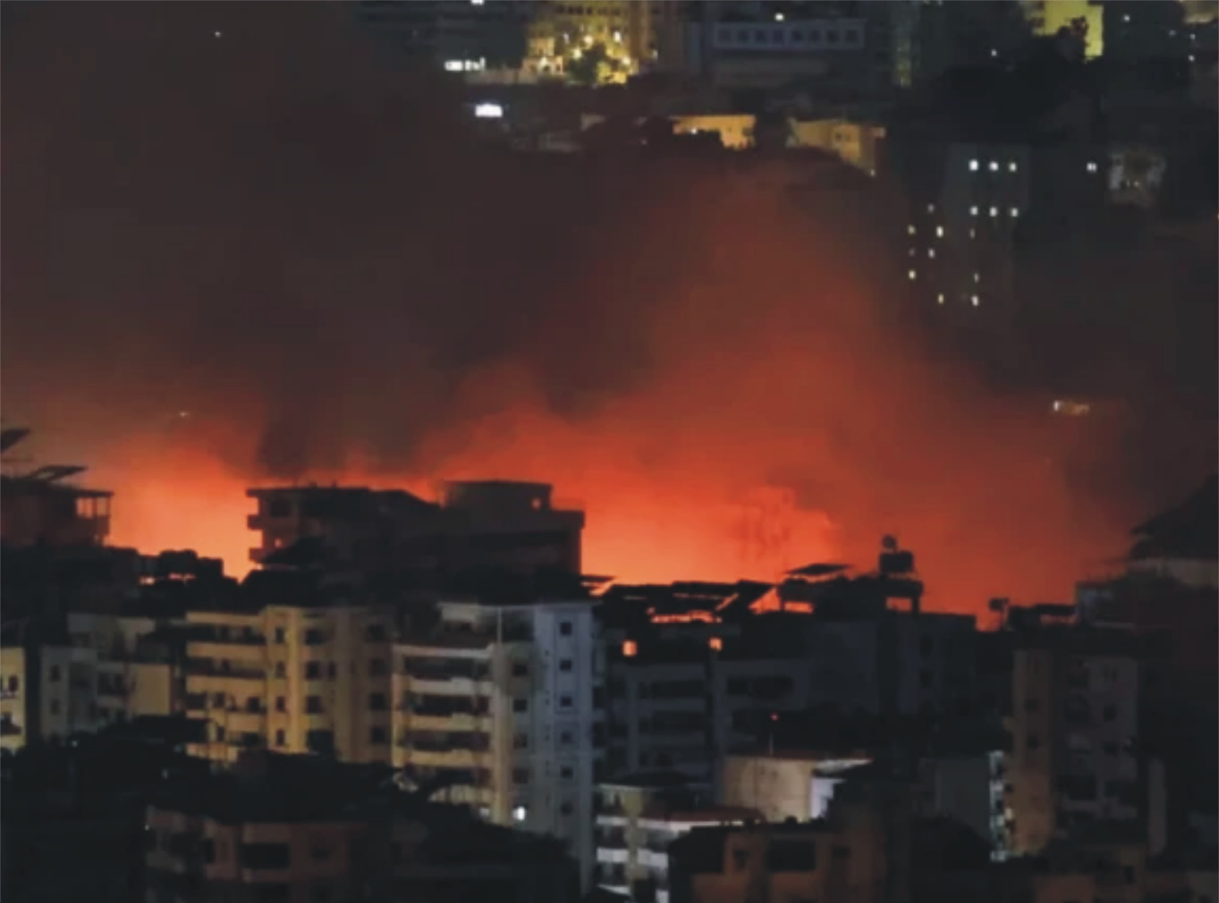 لبنان پر اسرائیلی بمباری جاری، 123 شہادتیں، ہزاروں افراد گھر چھوڑنے پر مجبور ہوگئے