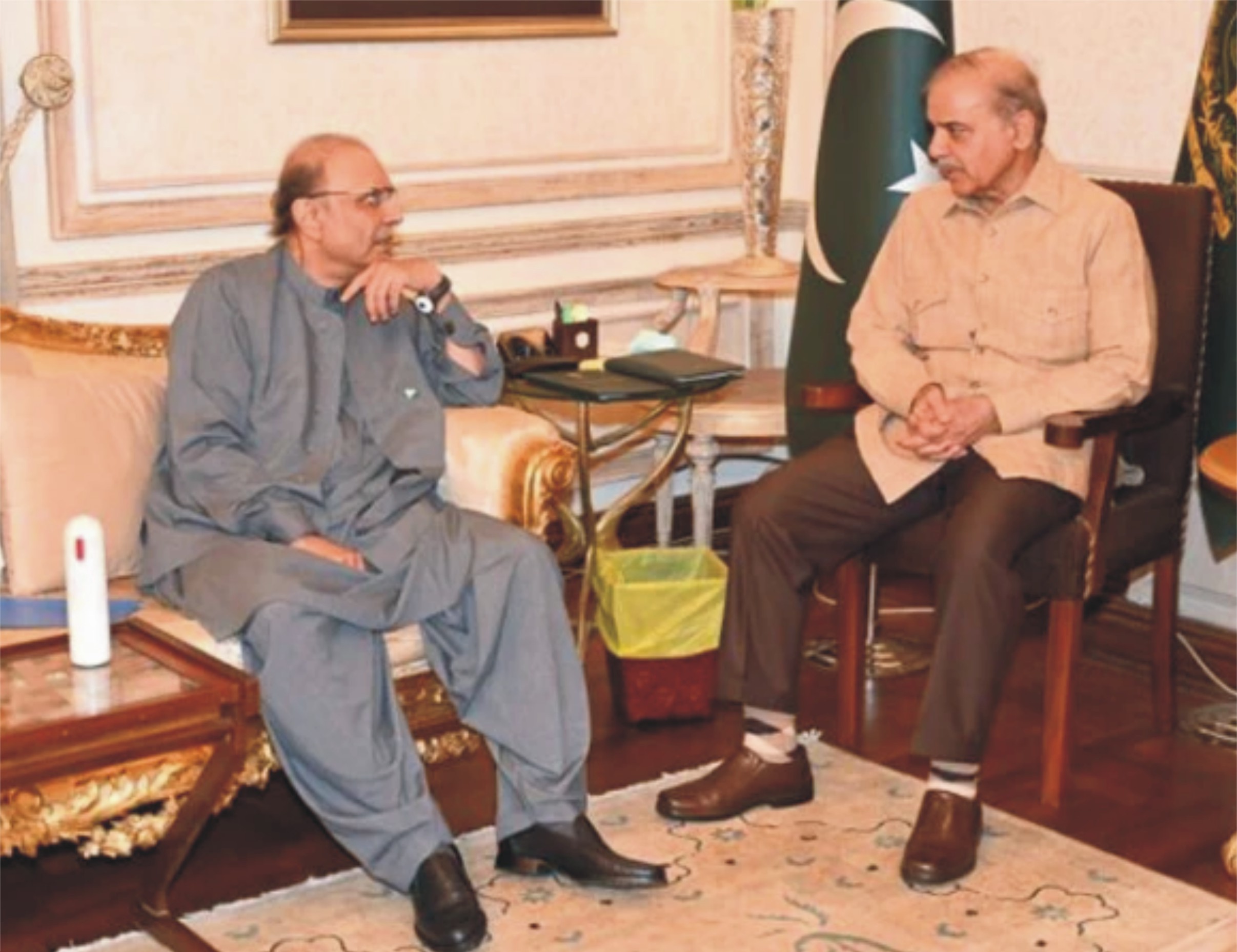 بلوچستان میں 15 دہشتگردوں کی ہلاکت، صدر و وزیراعظم کا فوج کو خراج تحسین