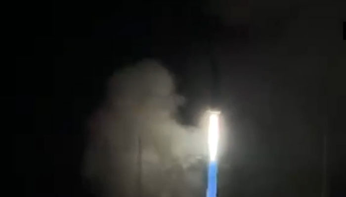 پاکستان نے الیکٹرو آپٹیکل سیٹلائٹ ای او تھری کو کامیابی سے خلا میں بھیج دیا