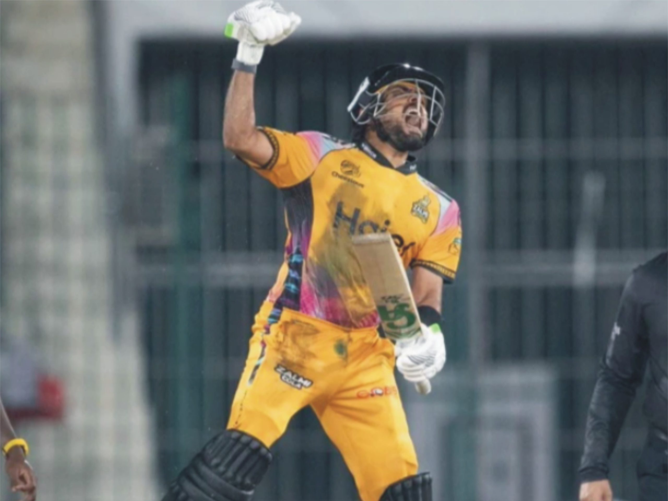 بابر اعظم نے ٹی ٹوئنٹی کرکٹ میں ناقابل یقین ریکارڈ بنا ڈالا