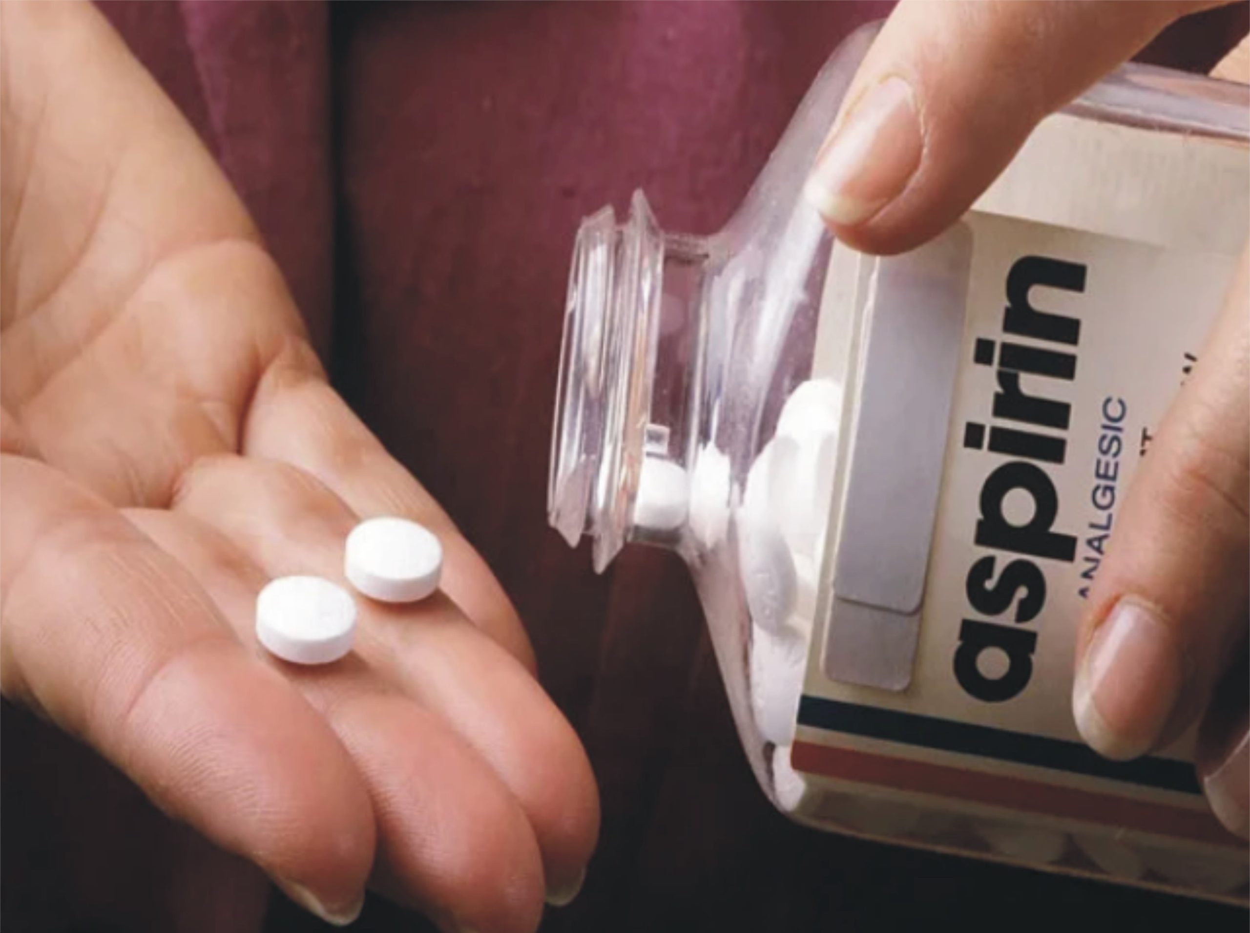 ایسپرن بڑی آنت کے کینسر نہیں بچاتی: تحقیق