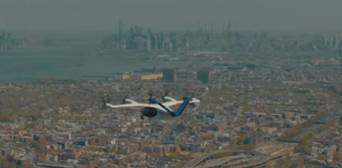 سگنل اور ٹریفک جام کا جھنجھٹ ختم، الیکٹرک ایئر ٹیکسی کی کامیاب اڑان (ویڈیو)