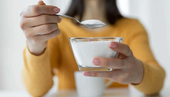 چینی کا مکمل پرہیز صحت کیلئے نقصاندہ ہو سکتا ہے: نئی تحقیق میں انکشاف