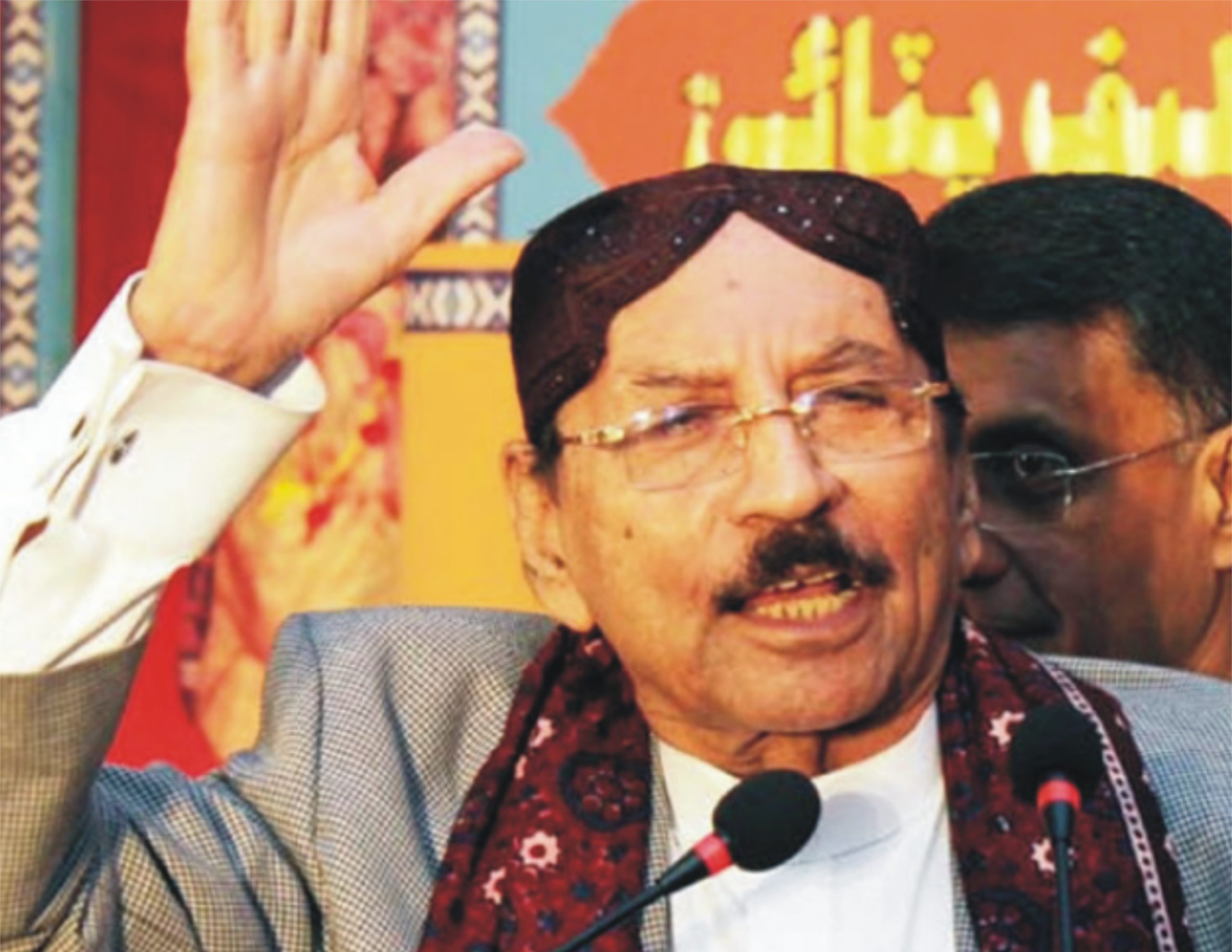 قائم علی شاہ کی بیٹی کو ریٹائرمنٹ سے صرف ایک روز قبل 3 برس کیلئے پروفیسر مقرر کرنیکی ہدایت