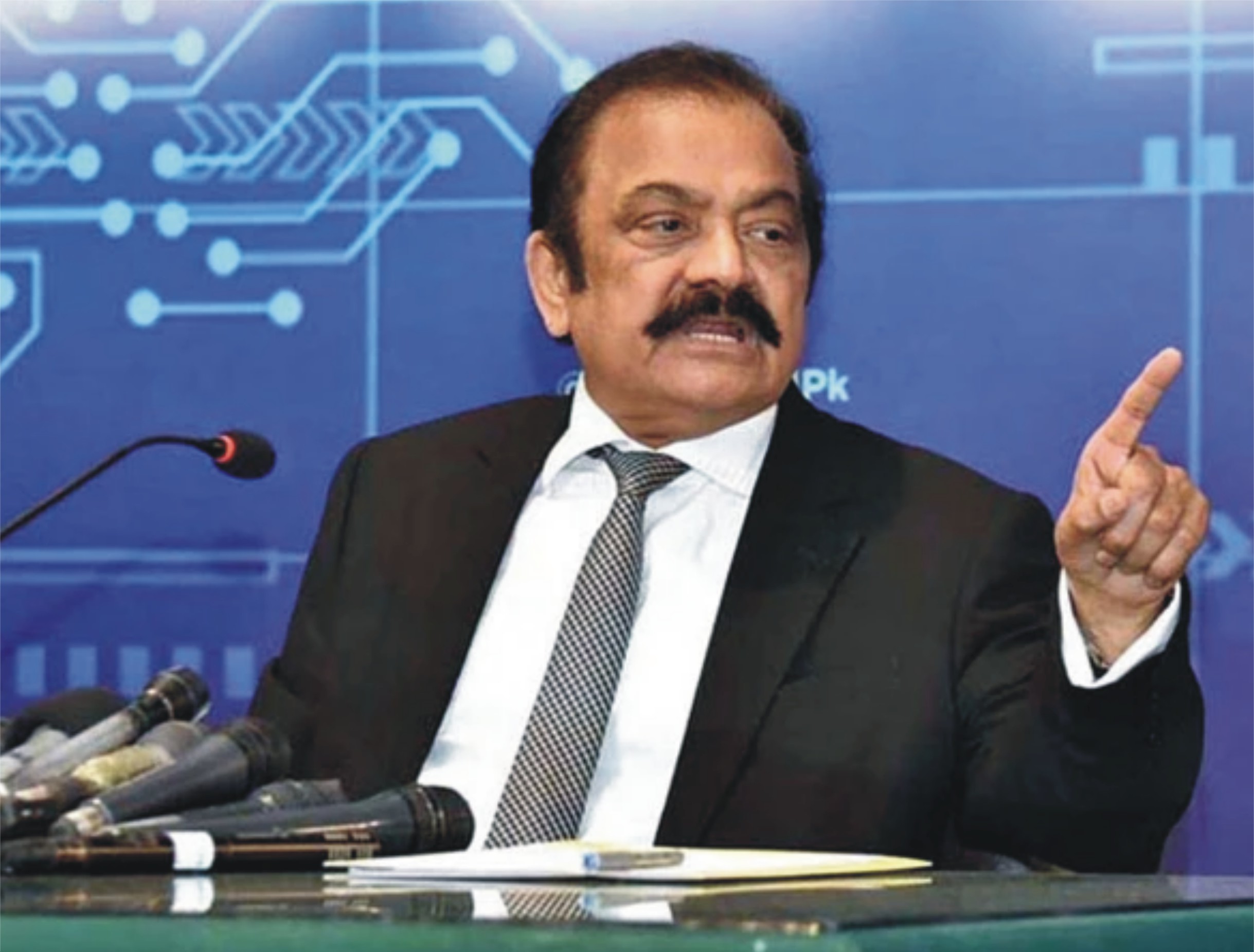 عسکری اور سیاسی قیادت نے فیصلہ کیا ہے کہ دھرنے اور لانگ مارچ اسلام آباد سے دور ہونے چاہئیں، رانا ثنا