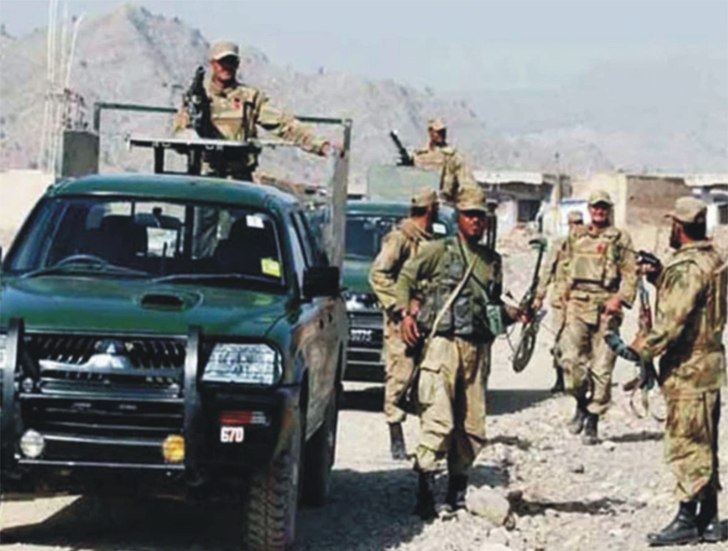 خیبرپختونخوا اور بلوچستان میں سیکیورٹی فررسز کی کارروائیوں میں 11 دہشت گرد ہلاک